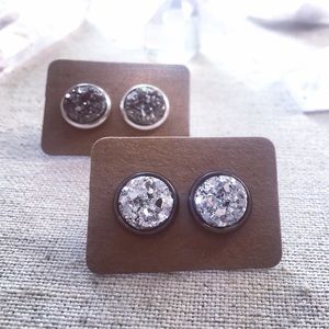 2 pairs-Druzy stud earrings, silver and gunmetal